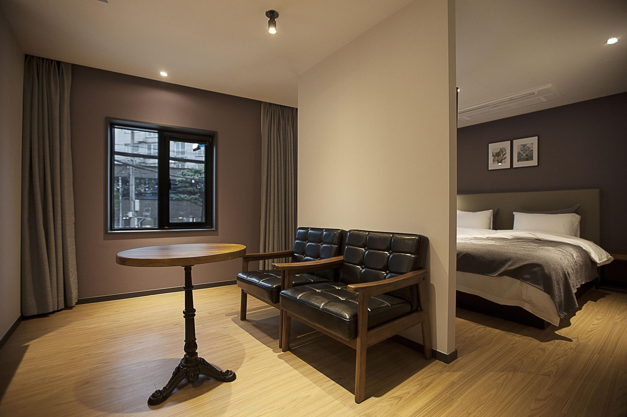 Brown Dot Hotel Changwon Luaran gambar