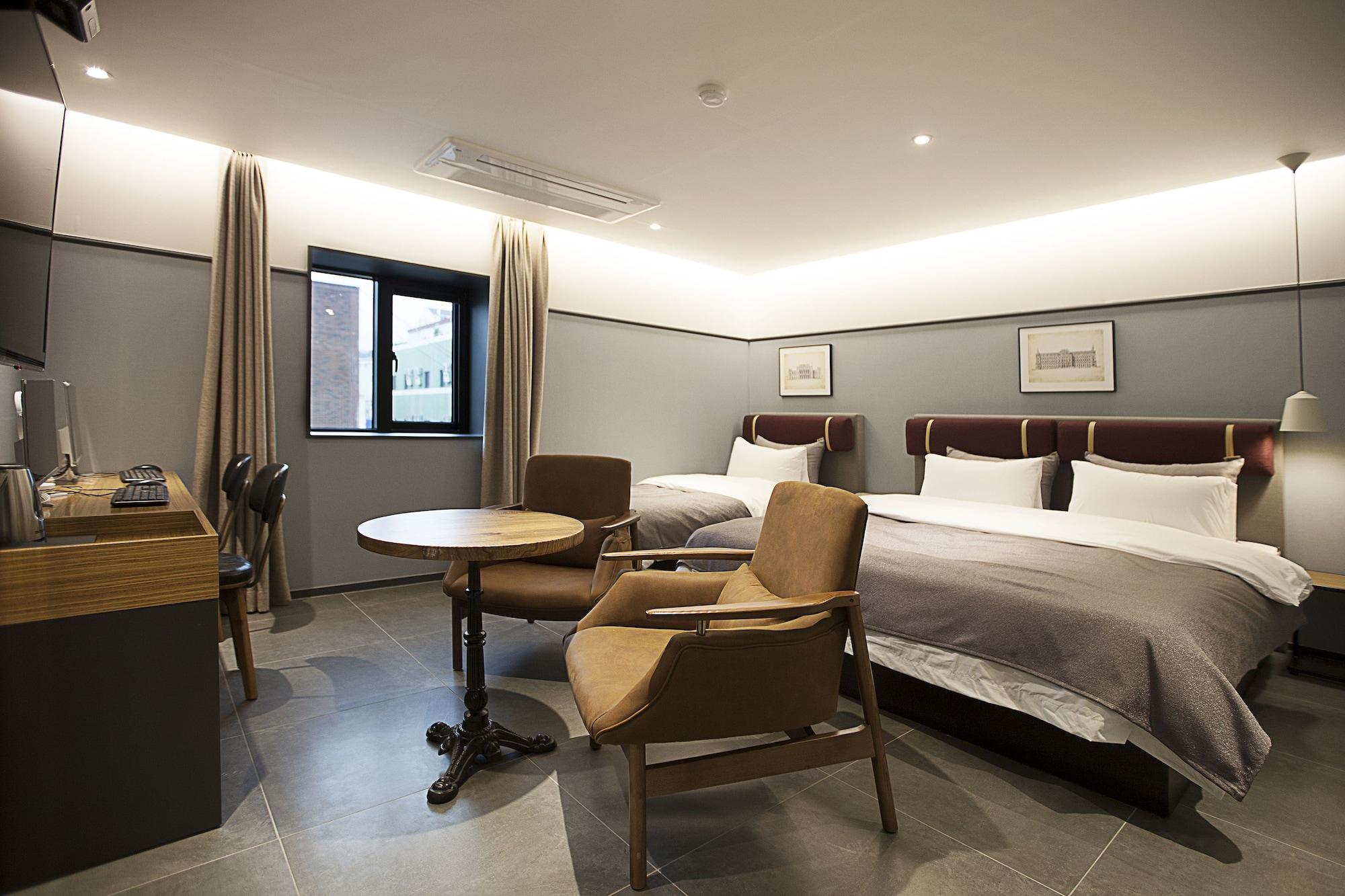 Brown Dot Hotel Changwon Luaran gambar