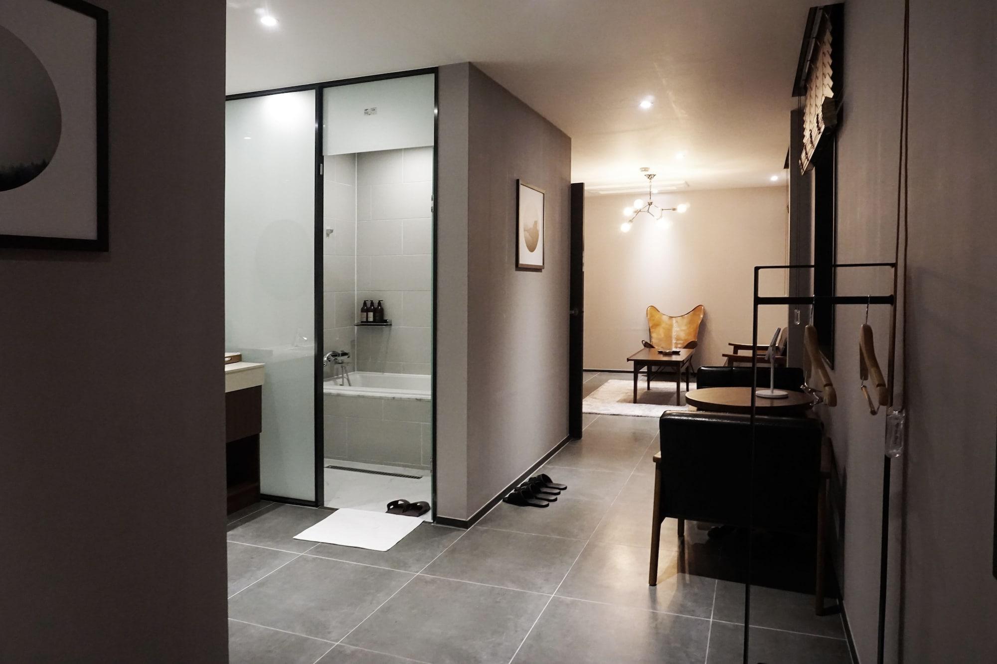 Brown Dot Hotel Changwon Luaran gambar