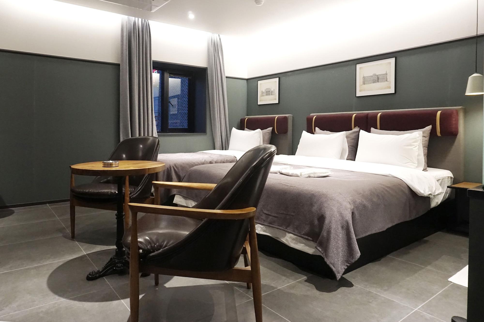 Brown Dot Hotel Changwon Luaran gambar