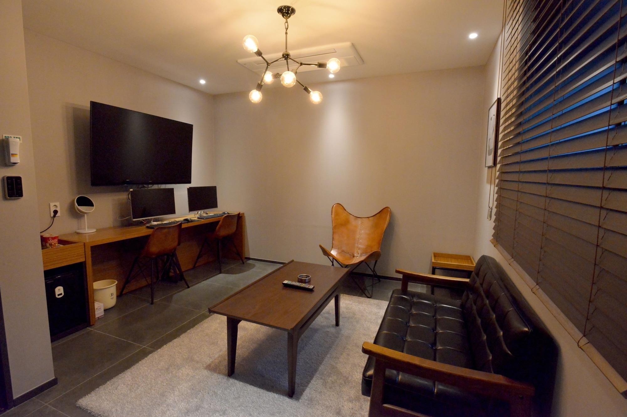 Brown Dot Hotel Changwon Luaran gambar