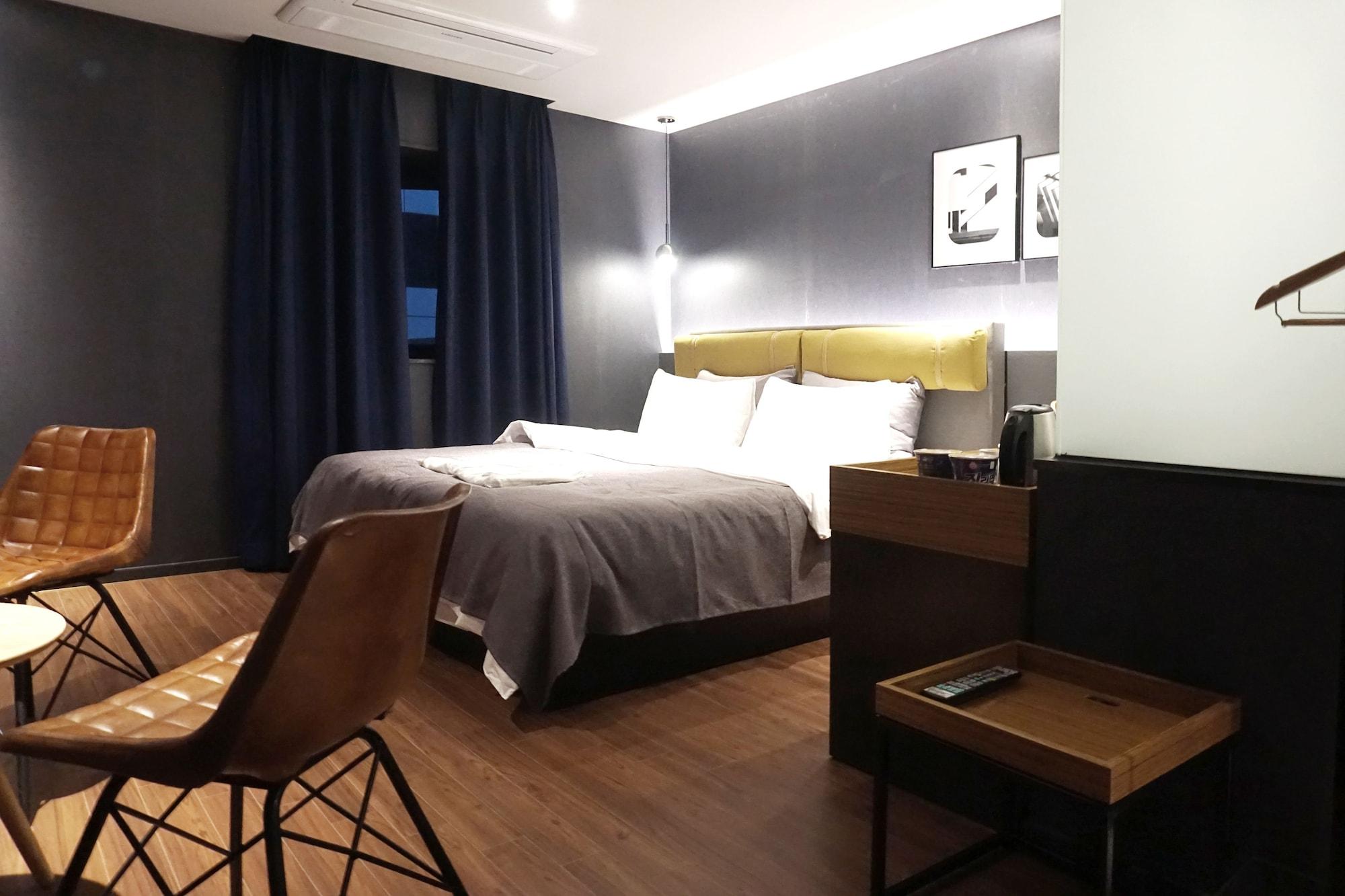 Brown Dot Hotel Changwon Luaran gambar