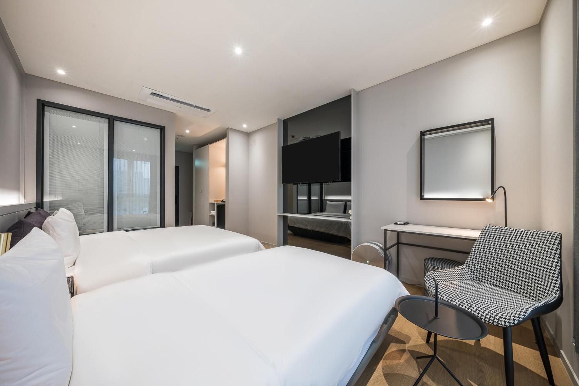 Brown Dot Hotel Changwon Luaran gambar